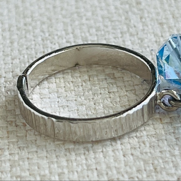 [FINAL BEST PRICE] Silver Ring with 2 Light Blue Crystals - Picture 6 of 7